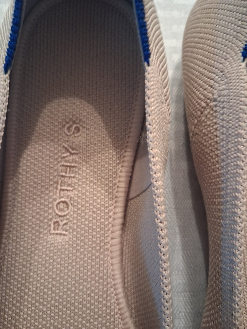 Rothy's Women's Beige Knit Ballet Flats with Navy Trim - Picture 4 of 13